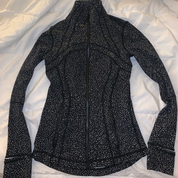 lululemon athletica Jackets & Blazers - LULULEMON DEFINE JACKET // 4